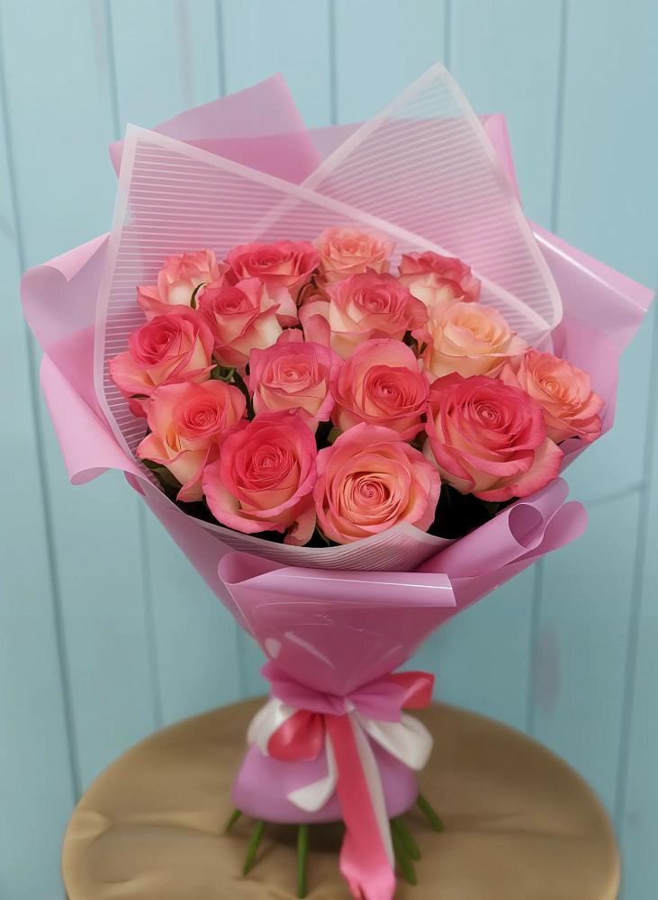 Букет 15 Розовых роз Равель во Фряново