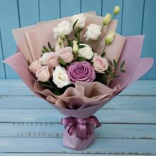 Букет цветов из:  Розы и Лизиантусы во Фряново