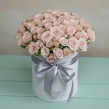 Цветочная композиция из Розы в шляпной коробке во Фряново