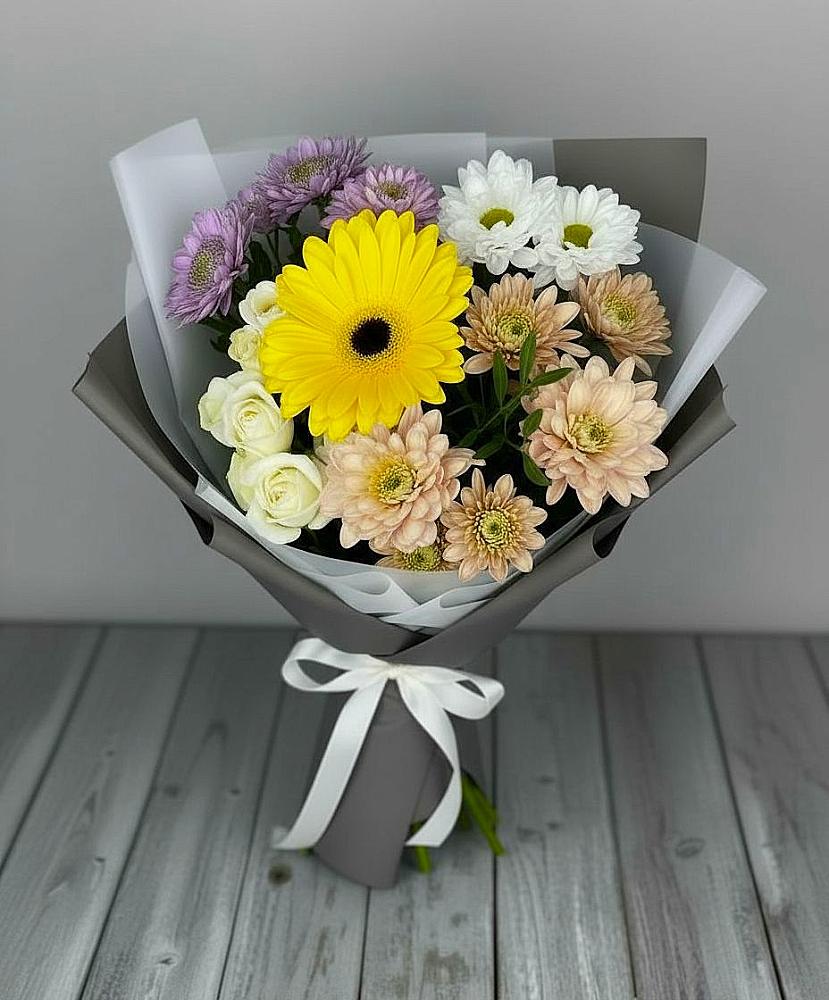 Букет цветов из: Розы, Герберы и Хризантемы во Фряново
