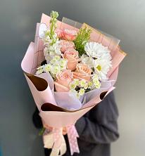 Букет цветов из:  Хризантемы и Розы во Фряново