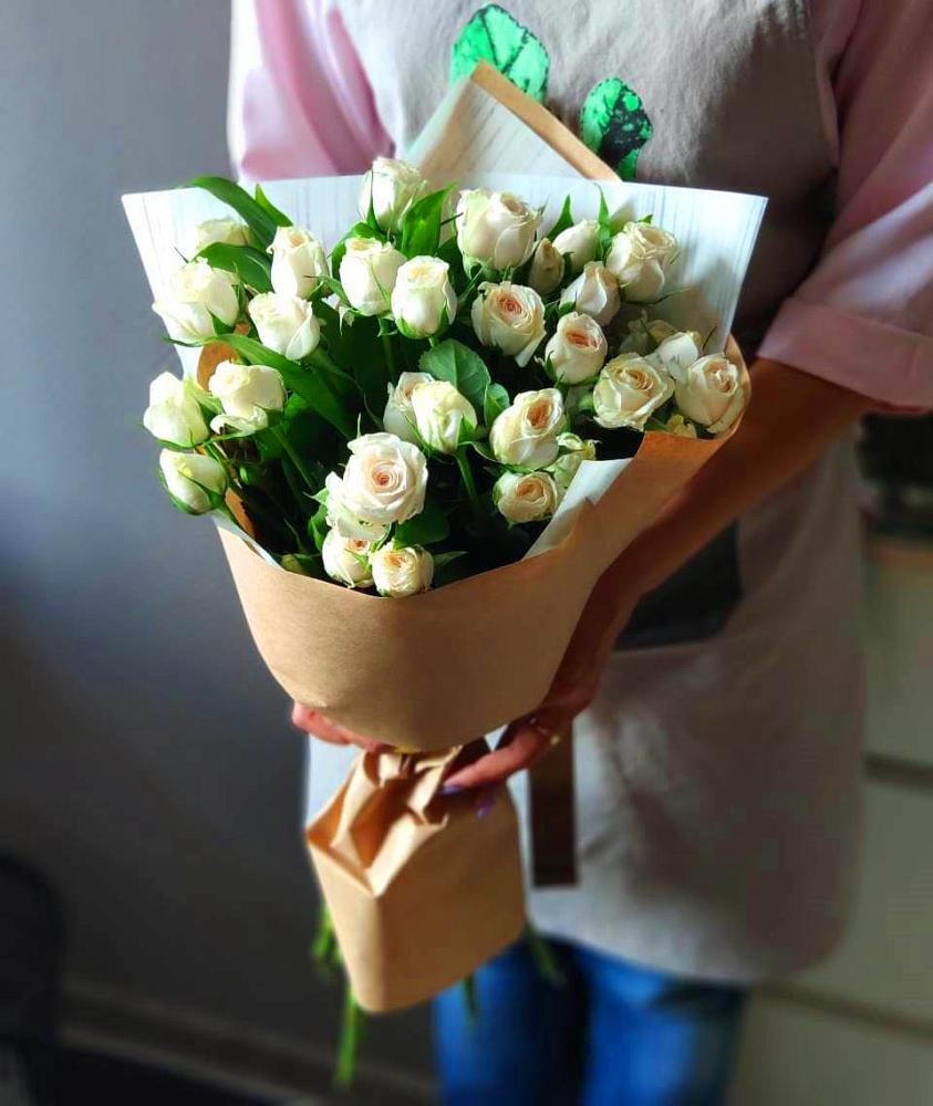 Букет цветов из: Розы во Фряново