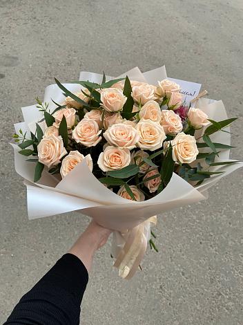 Букет Кремовые розы Латте во Фряново