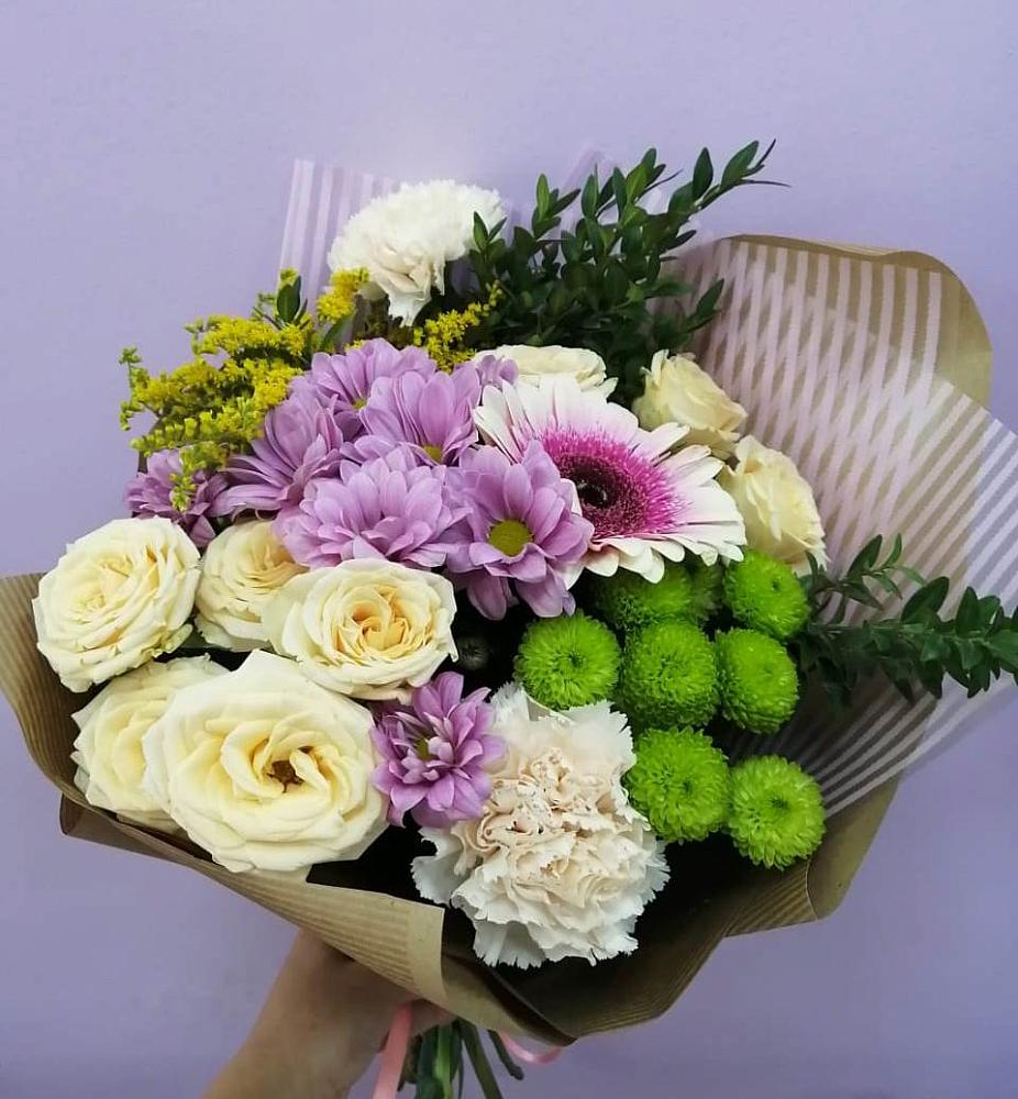 Букет цветов из: Хризантемы, Розы, Гвоздики и Герберы во Фряново