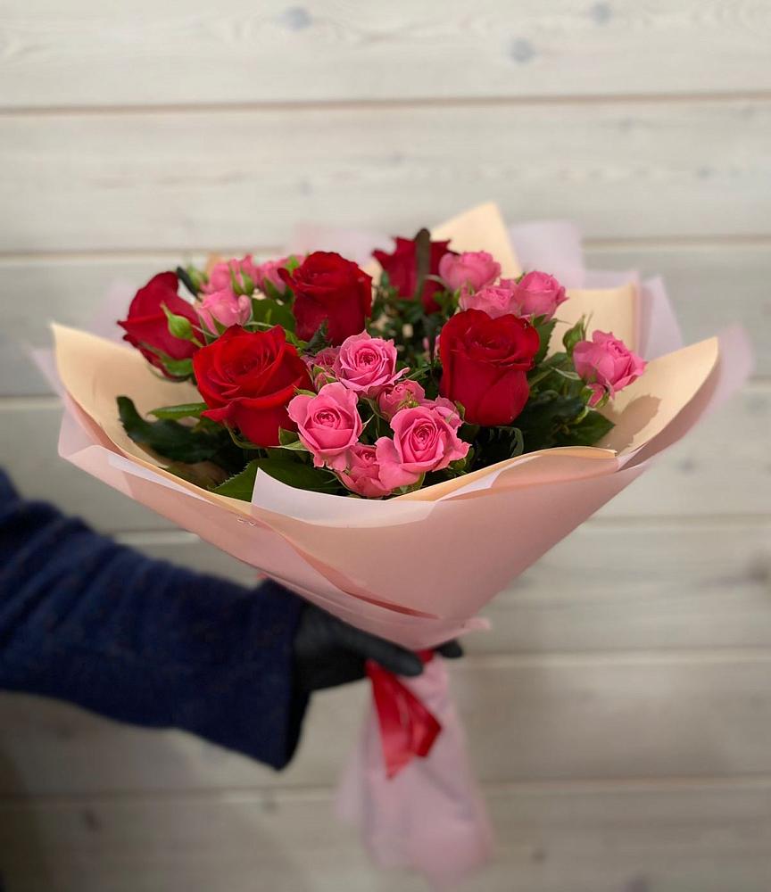 Букет цветов из: Розы во Фряново